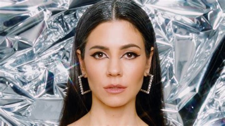 Marina Bozhanova: The Rising Star in the World of Entertainment